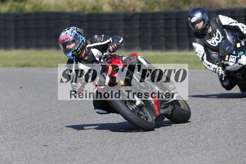 /Archiv-2025/49 26.08.2025 Cornu Master School ADR/blau-bleu/13